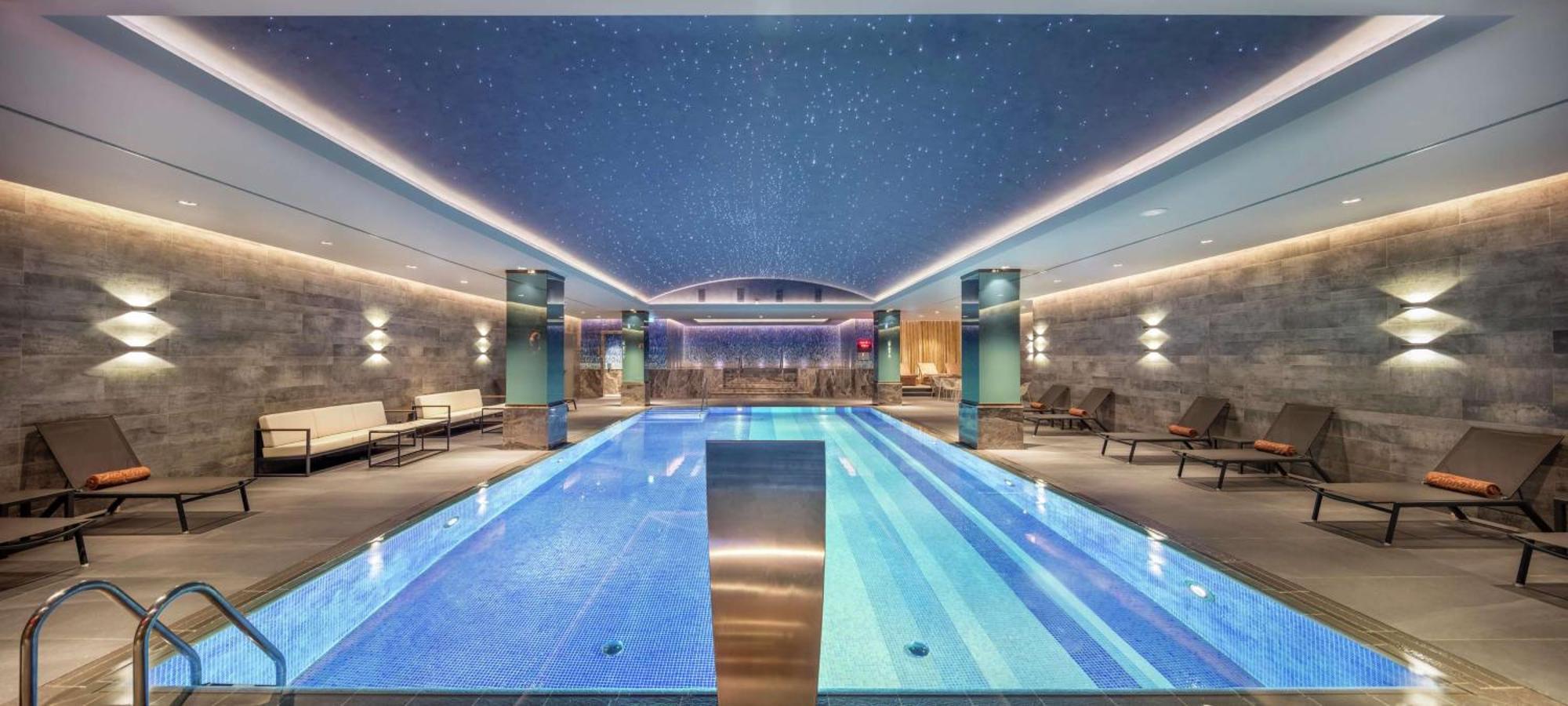 Отель Doubletree By Hilton Скопье Экстерьер фото The pool at The Spa at The Standard East Village